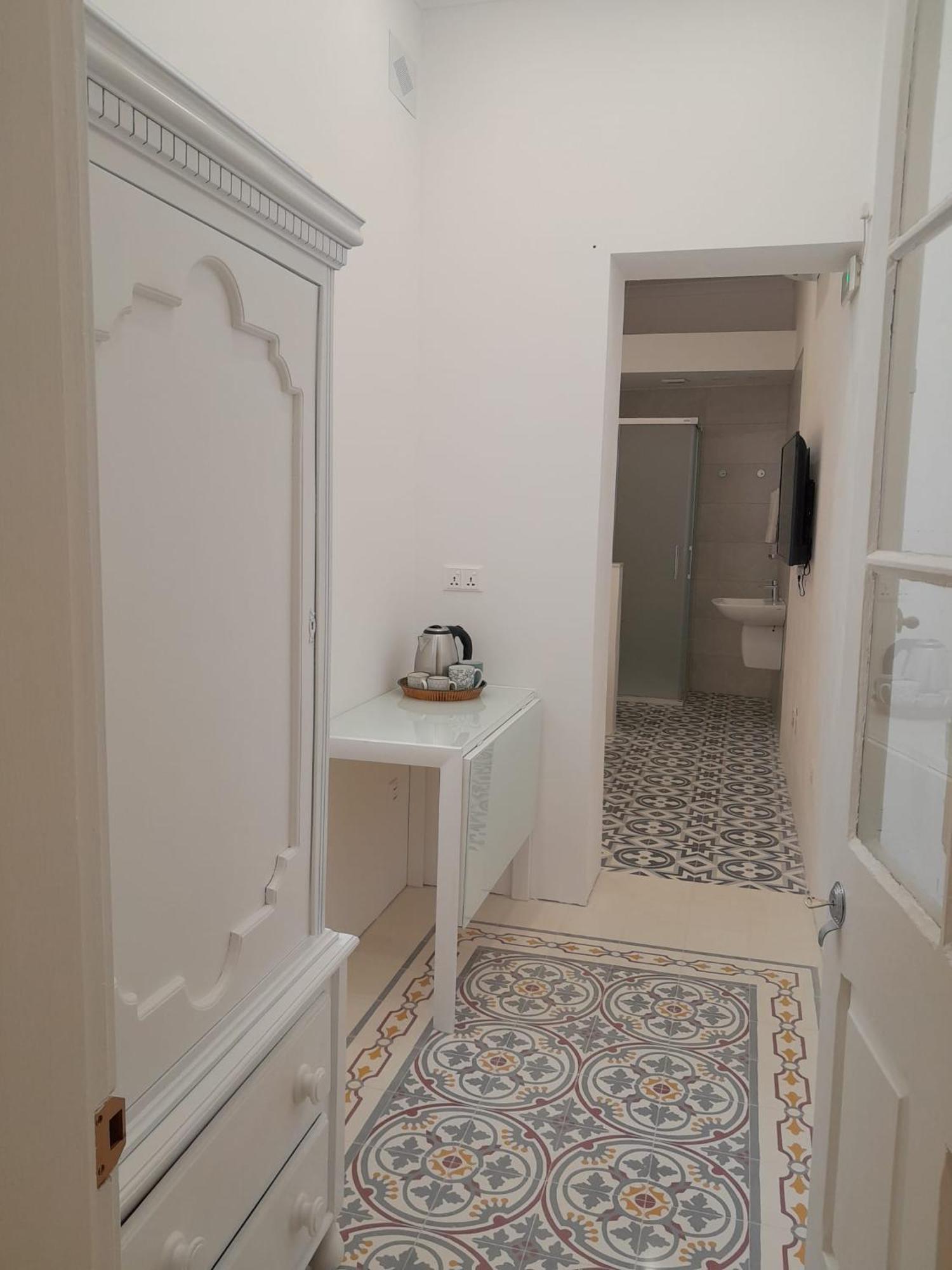 Charming Town House In Cospicua, Valperga Rooms Exteriör bild