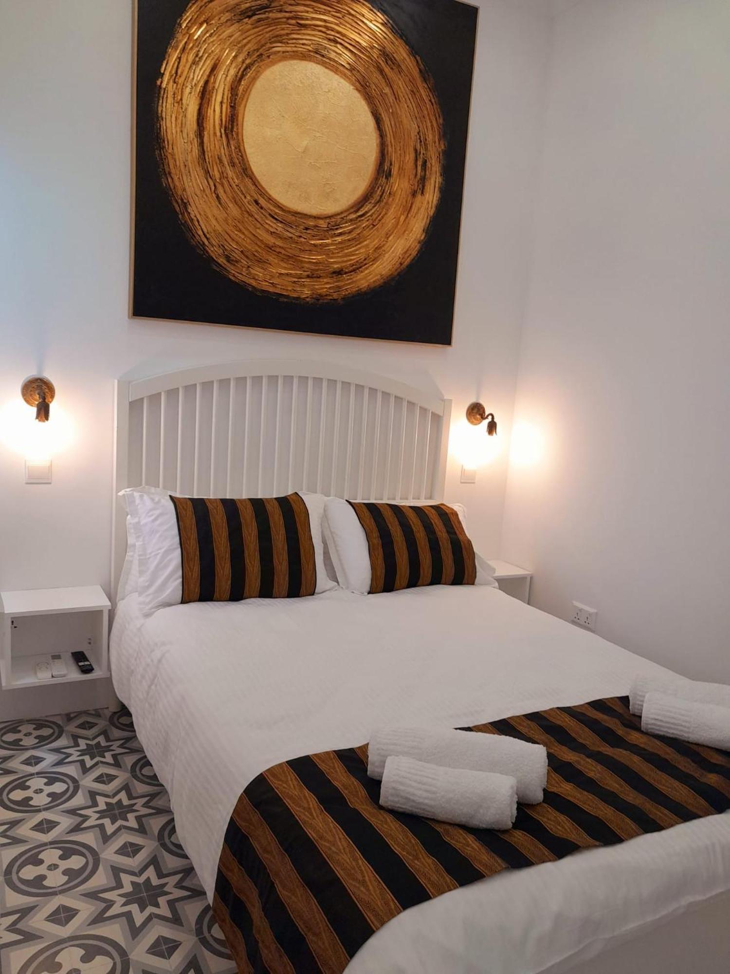 Charming Town House In Cospicua, Valperga Rooms Exteriör bild